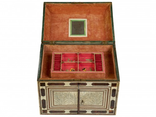 XVIIe siècle - Cabinet indo-portugais du XVIIe siècle