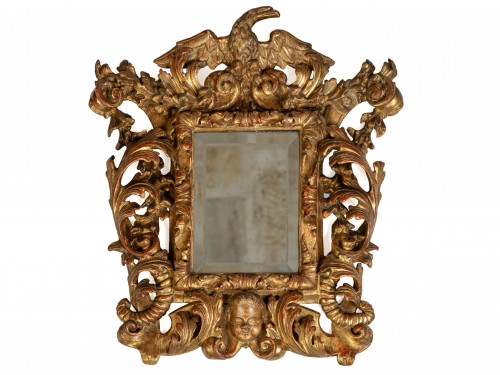 Miroir Italien en bois doré du XVIIe siècle