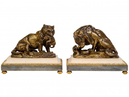 Paire de lions en bronze début XIXe siècle