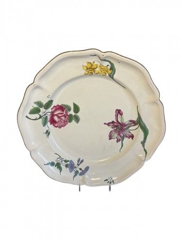Strasbourg faience dish, J. Hannong workshop, 18th century