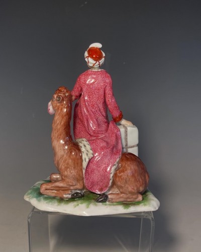 Statuette en porcelaine de Niderviller, 18e siècle - Céramiques, Porcelaines Style 