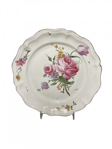 Strasbourg faience plate, flower decoration, 18th century