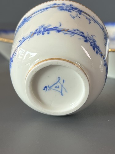 Antiquités - 18th Century Sèvres Soft-Paste Porcelain One-Person Déjeuner Service