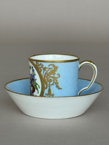 A Sèvres Soft-Paste Porcelain Beaker and Saucer - 
