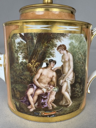 Antiquités - Sèvres Théière « Litron » Mercure, Vénus et l’Amour, 1801