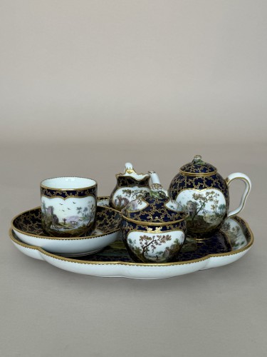 Déjeuner en porcelaine tendre de Sèvres , 1762 - Céramiques, Porcelaines Style Louis XV