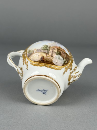 XVIIIe siècle - Service à thé et à café en porcelaine de Meissen à vues topographiques, vers 1780