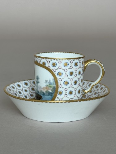 Sèvres soft-paste porcelain Litron cup and saucer with landscape - 