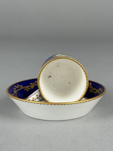  - Tasse et soucoupe à décor d’oiseau, Sèvres XVIIIe siècle (1765)