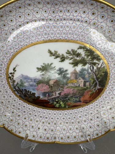 XVIIIe siècle - Plateau en porcelaine tendre de Sèvres du XVIIIe siècle