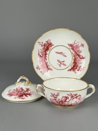 Porcelain & Faience  - Sèvres soft-paste porcelain écuelle decorated by Jean-Louis Morin