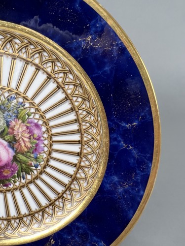 19th century - Sèvres porcelain plate from the service of the Vicomte de Chateaubriand 