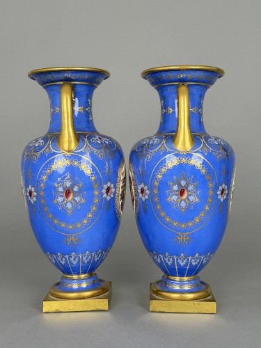 SEVRES Pair of “Lancel” vases with azure-blue ground and gilt floral  - Porcelain & Faience Style Louis-Philippe