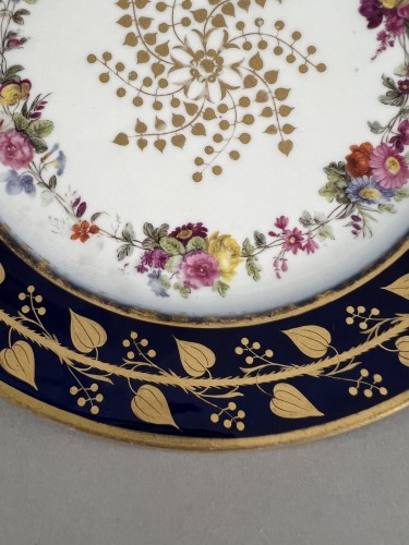 Sèvres – Rare plate from the Emperor’s Tuileries service  - Empire