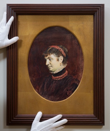 Paintings & Drawings  - Anders Zorn (1860–1920) - Portrait of Mrs Veronica Heiss with Coral Hair Ornament 