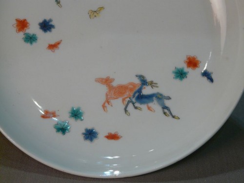 Porcelain dish decorated with deer, Kakiemon kiln Japan Edo late 17th century - Asian Works of Art Style 