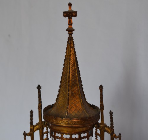 XIe au XVe siècle - Monstrance reliquaire en bronze doré, Europe du Nord du fin 15e siècle