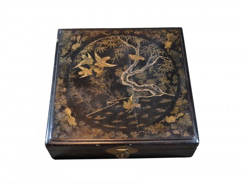 Lacquer Box incised in gold( Ch'iang Chin).China or Ryukyu 18th century.