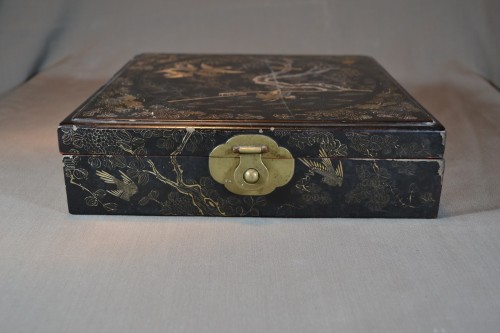 XVIIIe siècle - Boite en laque incisée d'or (Ch'iang Chin) Ryukyu ou Chine 18e siècle