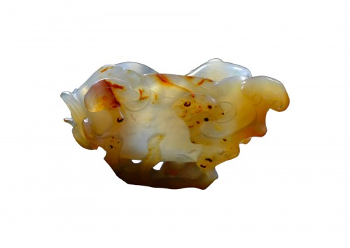 18th century Agate cup of a beautiful yellow and amber color