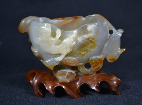 18th century Agate cup of a beautiful yellow and amber color - Asian Works of Art Style 