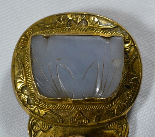 18th century - Belt buckles in gilded bronze and Jade, early Qing Chin