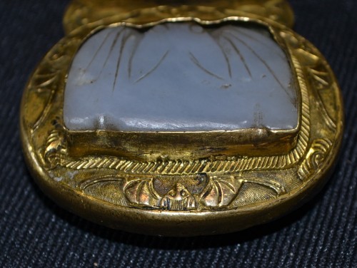 Antiquités - Belt buckles in gilded bronze and Jade, early Qing Chin