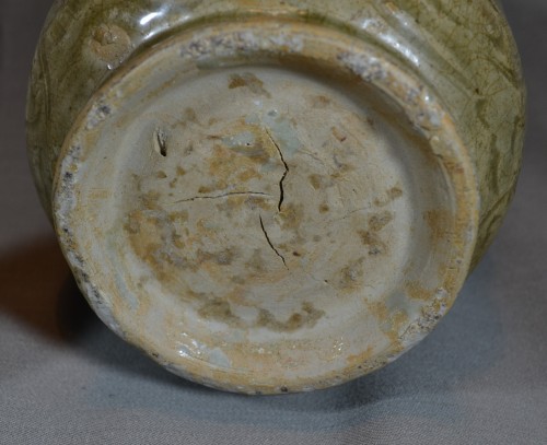 Urne en céramique celadon, Chine époque Song 11-12e siècle - 