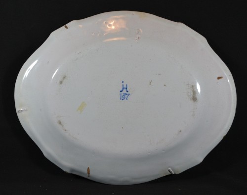 Strasbourg earthenware dish, Joseph Hannong 18th century - Louis XV