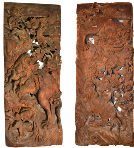 Paire de panneaux en bois sculpté de lions.période Edo (1603-1863)