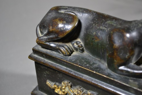 French Regence - Pair of Early 18th century gilt bronze firedogs