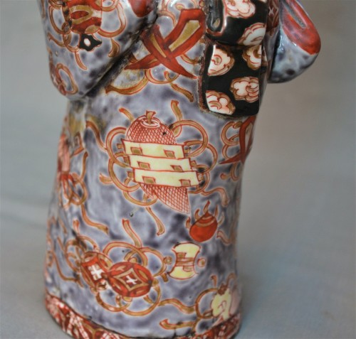 Antiquités - Protective Grandmother Doll (Ningyo). Arita porcelain. Edo Japan, 17th cent