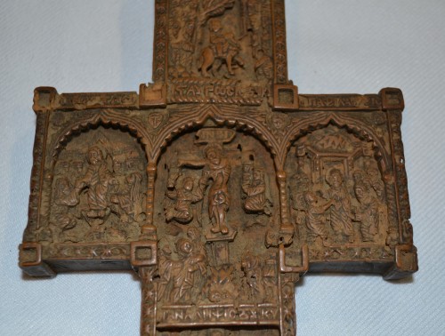 11th to 15th century - Carved wooden crucifix. Kiss of Peace. Balkans. Post-Byzantine.15th century