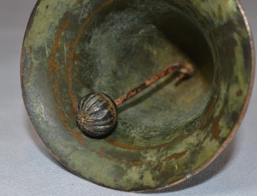 Antiquités - Clochette Renaissance en bronze