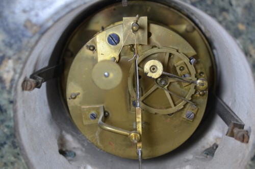 Antiquités - A mantel clock by Chaudé, Restoration period