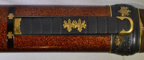  Aikuchi - Blade by Ujifusa, nashiji and shakudo scabbard in gold Japan 17th &amp;19th centuries - Asian Works of Art Style 