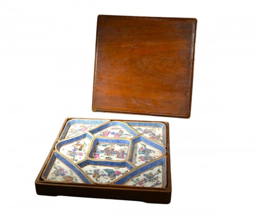 Service en porcelaine de Chine. Dynastie Qing.19e siècle