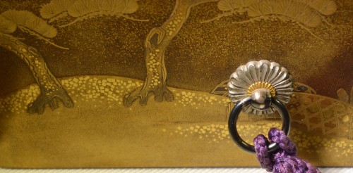 Antiquités - Gold lacquer box. Japan Meiji period late 19th century