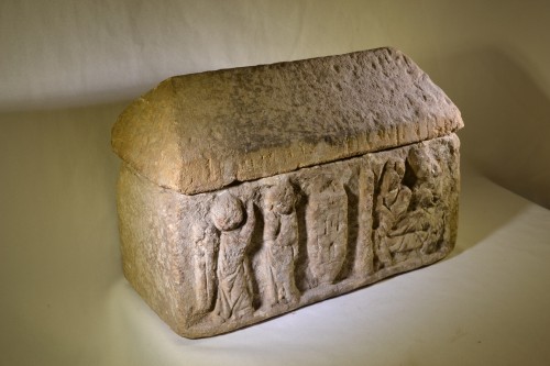 Art sacré, objets religieux  - Coffret en pierre sculptée, Art roman - Jura XIe siècle