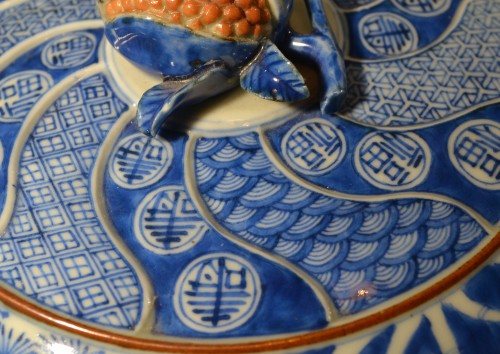  - Shonzhui Covered bowl with the Three Friends design in blue, China, 17th century