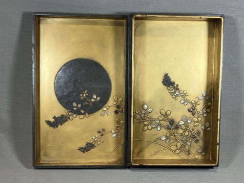 Boite en laque incrustée d'étain et de nacre par Ogata Korin, Japon fin du 17e siècle - Conservatoire Sakura