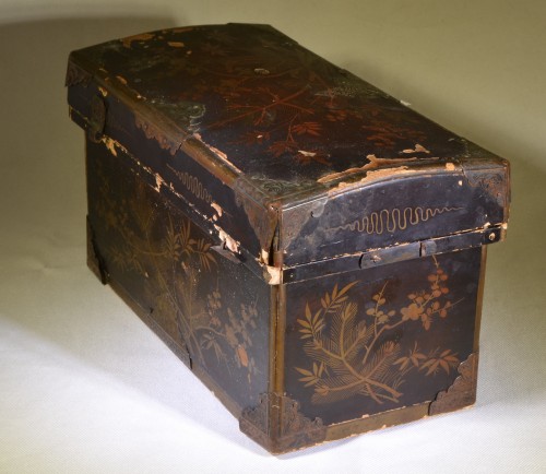  - Coffret en bois laqué, Namban fin Muromachi
