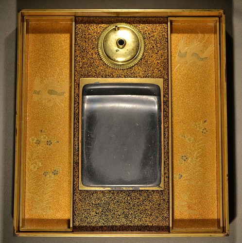 Ecritoire de lettré (suzuribako) laque or Japon Edo - Conservatoire Sakura