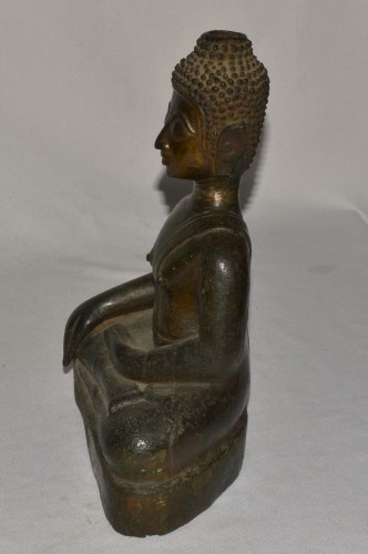 Bouddha en bronze coulé, Sud-est Asie 17e siècle ou avant - 