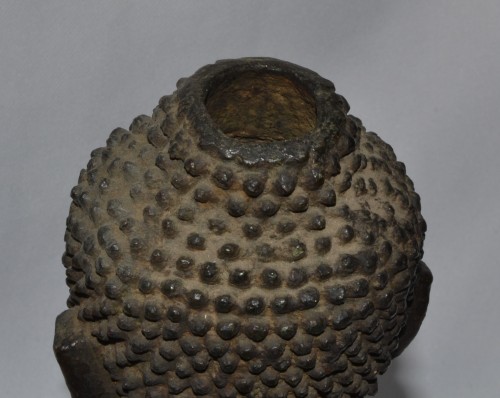  - Bouddha en bronze coulé, Sud-est Asie 17e siècle ou avant