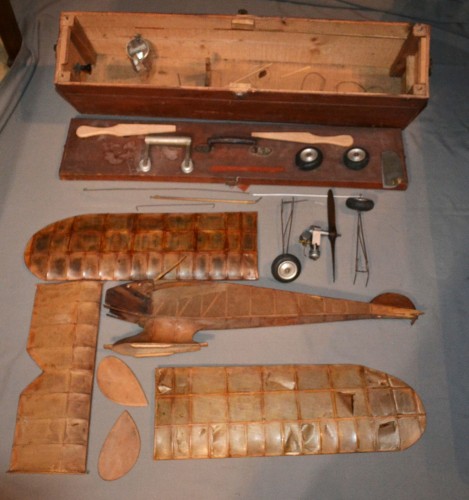 Wood  &amp; Silk Model Aircraft Fitted with an Allouchery Engine, France 1925-30 - Collectibles Style Art Déco