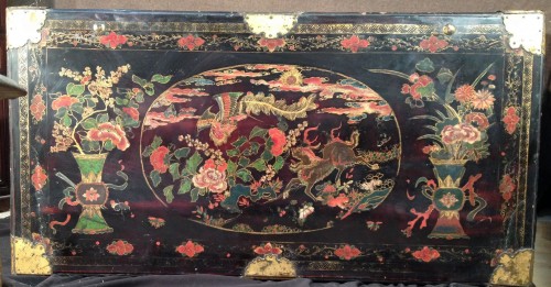 Coffre en bois laqué de style Namban Japon XVIIe siècle début de la période Edo - Arts d
