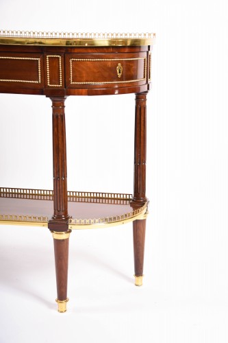 Antiquités - Louis XVI mahogany side table by RVLC