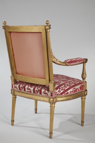 Antiquités - Suite de quatre fauteuils Louis XVI estampillés de Henri Jacob