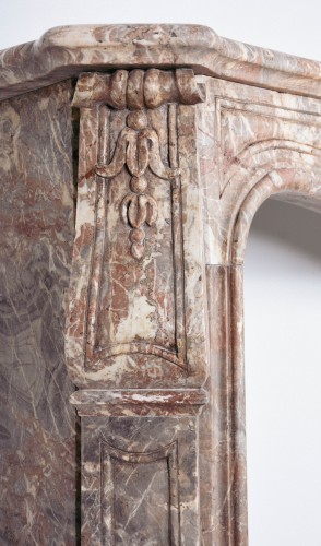 Architectural & Garden  - fire mantle in Saint Remy marble 19th century